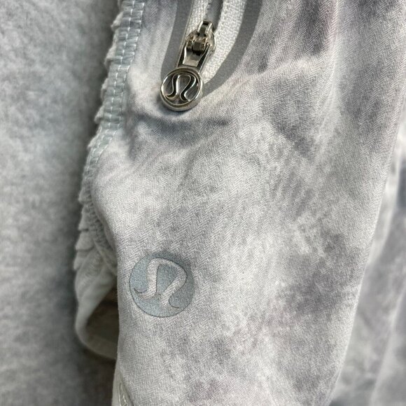 Lululemon Run Bright At Night Shorts Womens 12 Gray Blazer Print / White W7511S - Picture 6 of 11